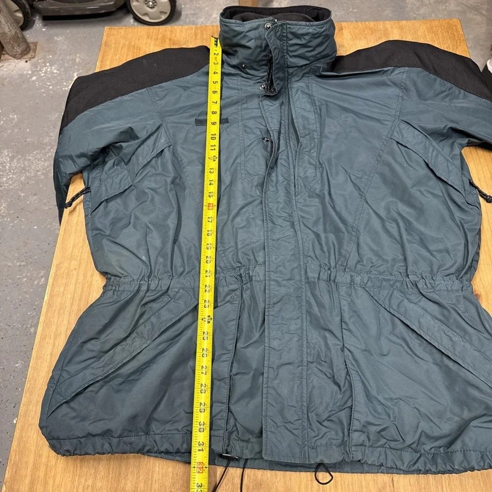 Columbia Sportswear Company this vintage